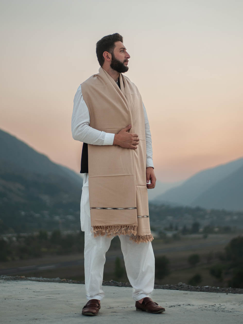 PURE PASHMINA WOOLEN SHAWL FOR MEN LIGHT-WEIGHT