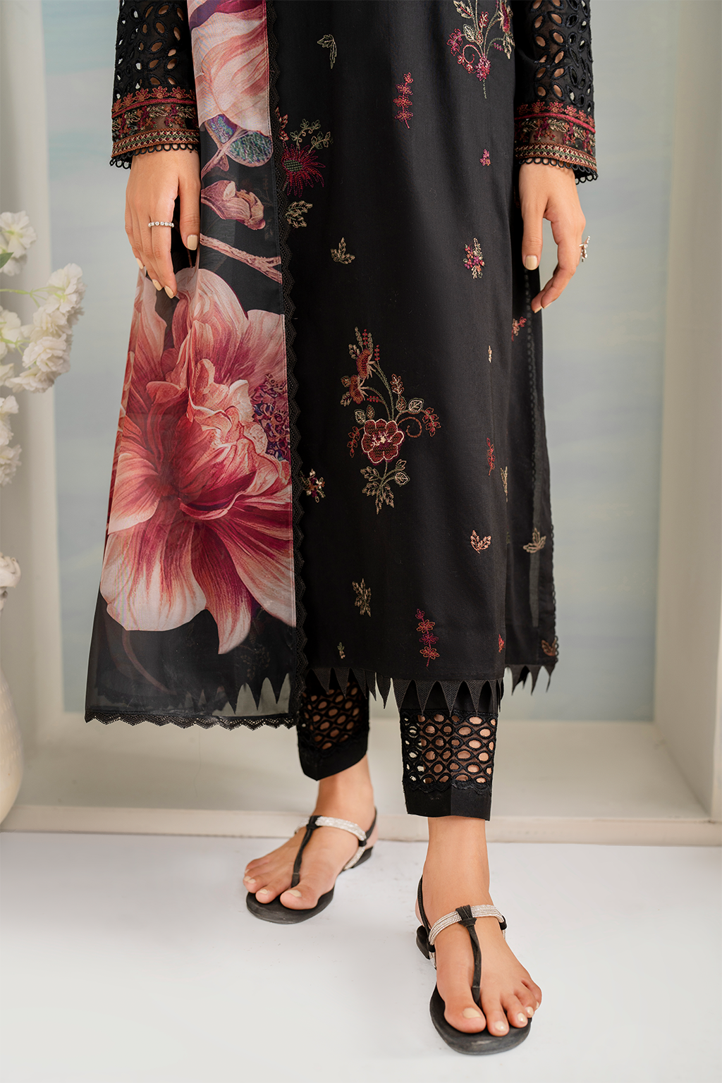 IZNIK- 3PC DHANAK EMBROIDERED SHIRT WITH COUTRAI PRINTED SHAWL AND EMB TROUSER-WM-4137