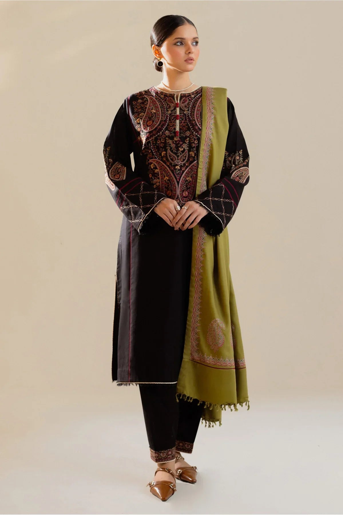 ZARA SHAH JAHAN - 3PC DHANAK EMBROIDERED SHIRT WITH PRINTED SHAWL AND TROUSER