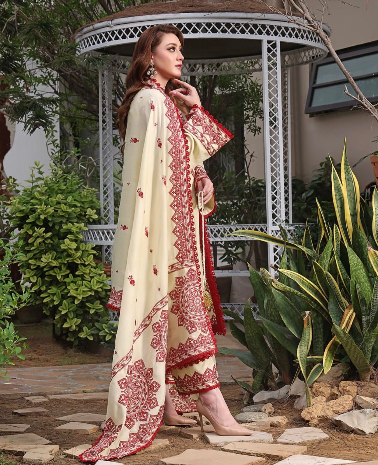 ANEELA’S UNSTITCHED WINTER DHANAK EMBROIDERED 3PC WITH DHANAK EMBROIDERED SHAWL WM-Skin