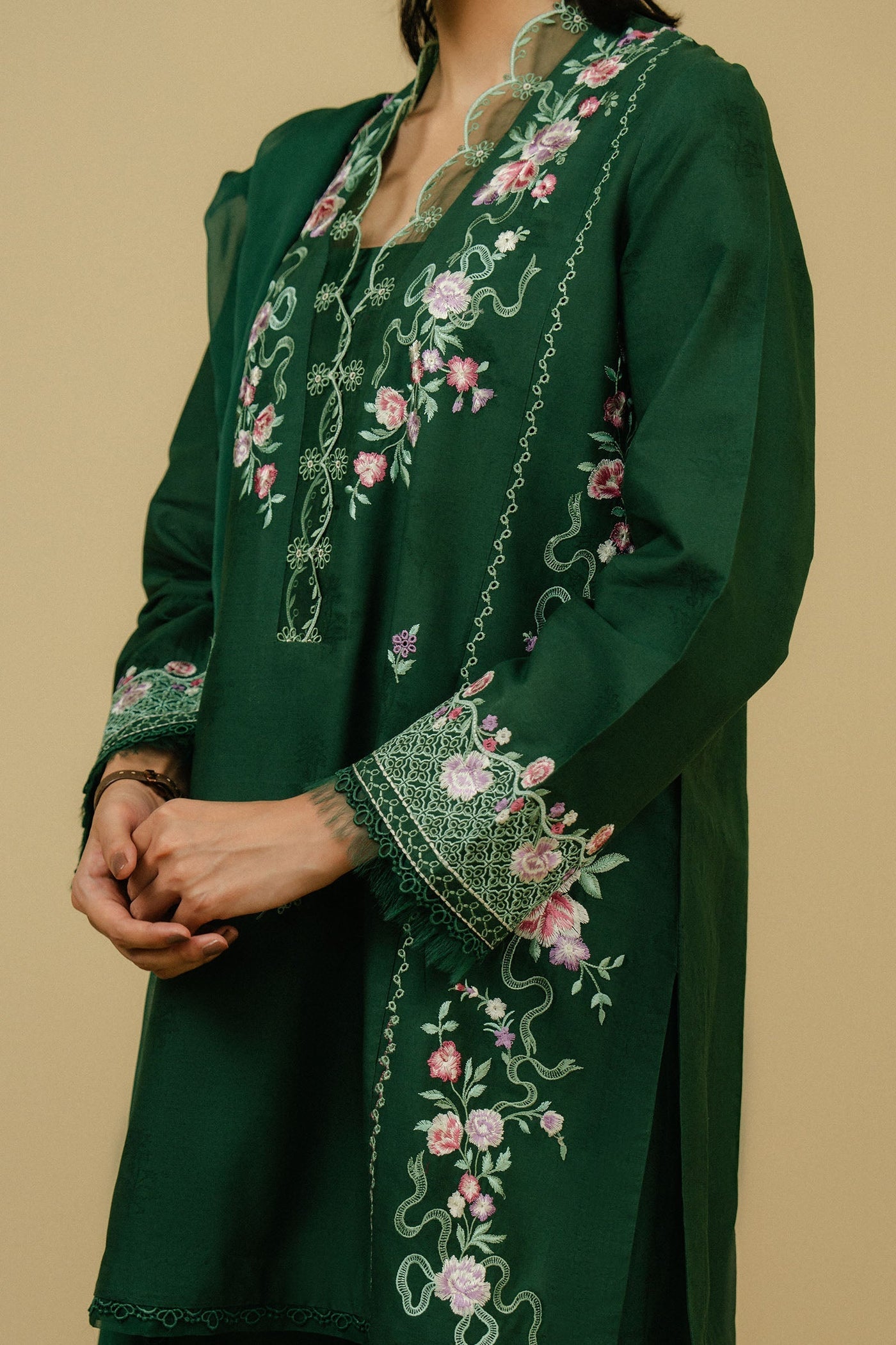 ZAHRA SHAHJAHAN-3PC DHANAK EMBROIDERED SHIRT WITH CHIFFON EMBROIDRED DUPATTA AND TROUSER-WM-3267