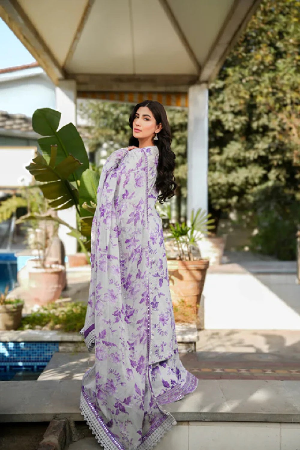 Aneela Luxury Lawn summer 3pc With Soft Chiffon Dupatta