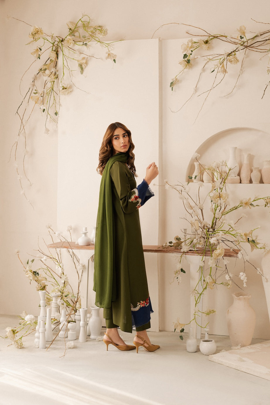 VINTAGE LUXURY UNSTITCHED DHANAK 3PC