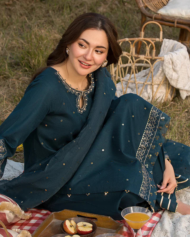 ALLY’S  Unstitched Dhanak 3PC With Embroidered Shawl