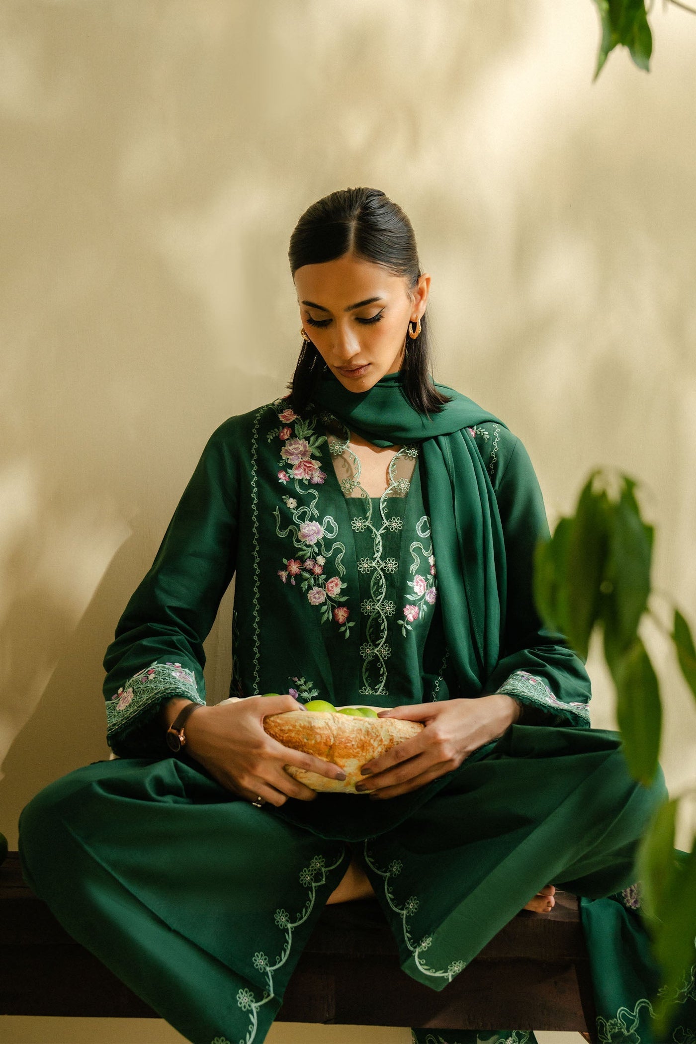 ZAHRA SHAHJAHAN-3PC DHANAK EMBROIDERED SHIRT WITH CHIFFON EMBROIDRED DUPATTA AND TROUSER-WM-3267